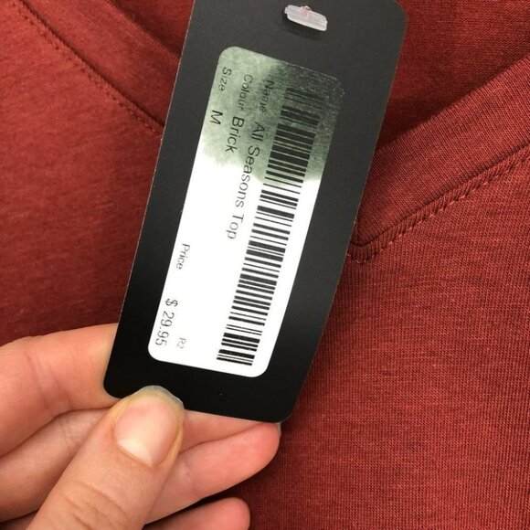 NWT Zeanna Outfitters All Seasons V neck long sleeve tee brick red M - Picture 5 of 13